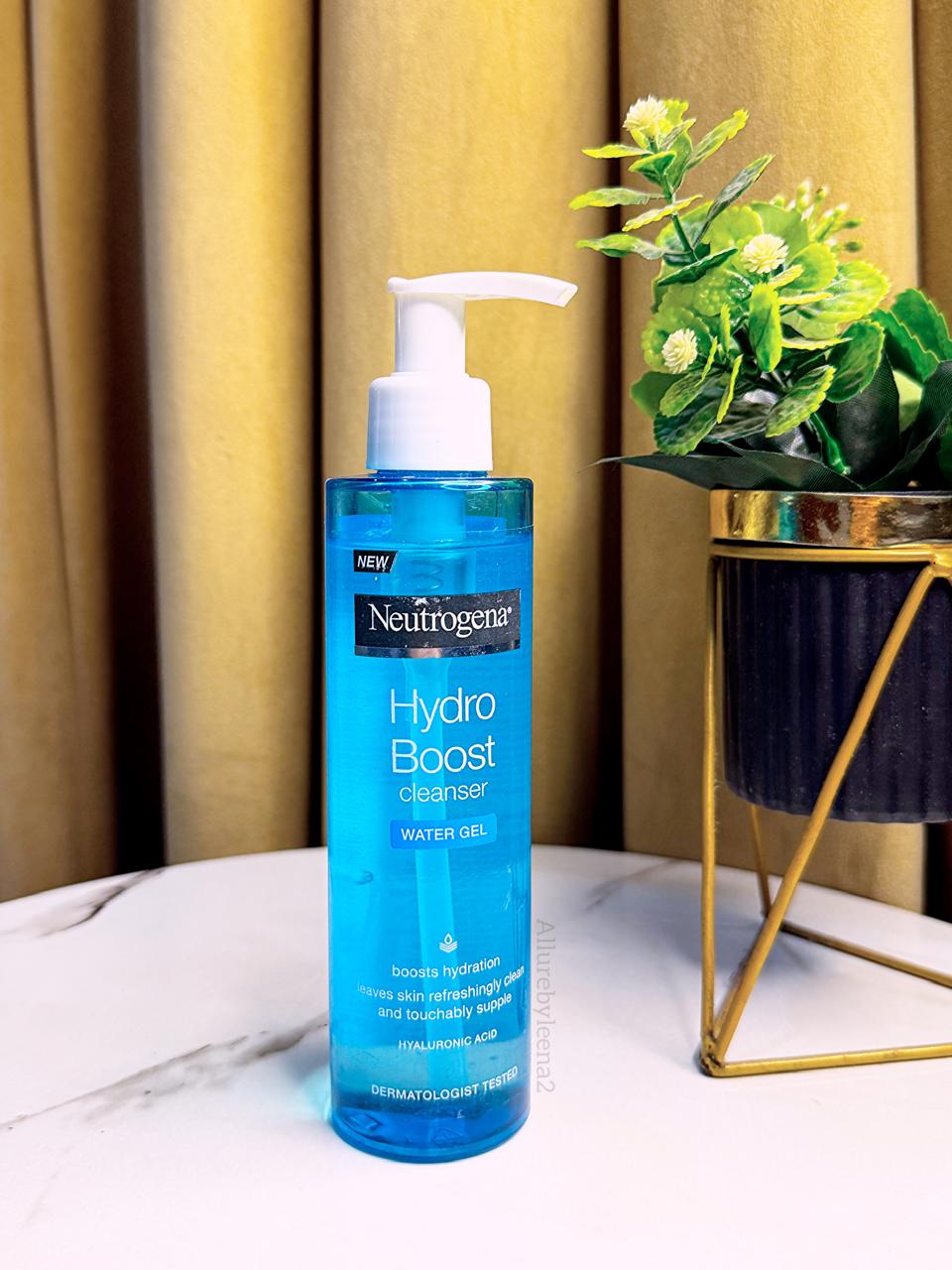Neutrogena Hydro Boost Cleanser Water Gel Facial Cleanser
