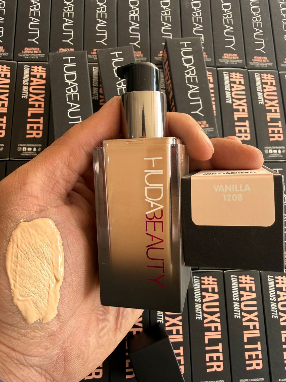 Huda beauty faux filter luminous matte finish foundation