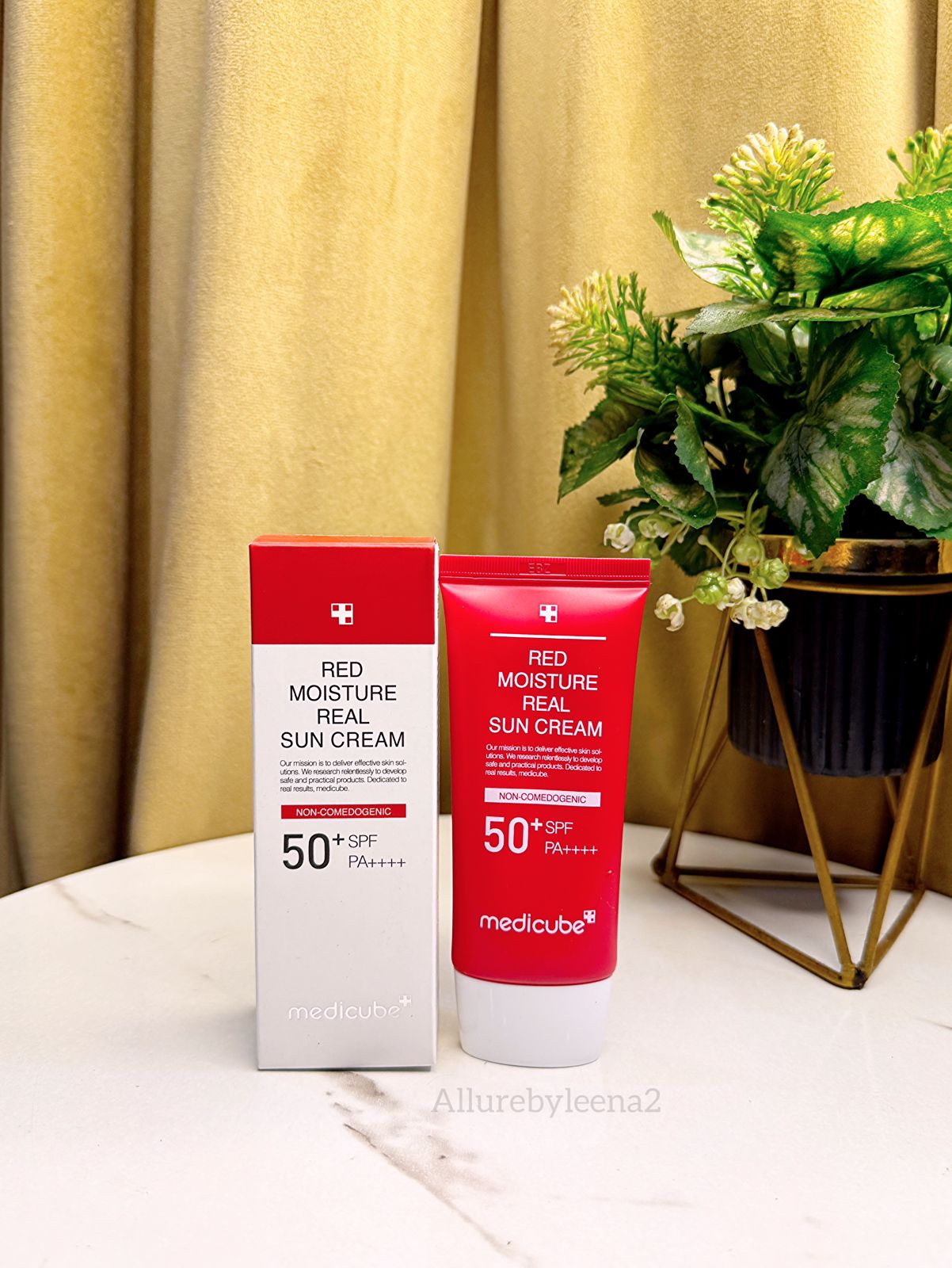 Medicube Red Moisture Real Sun Cream