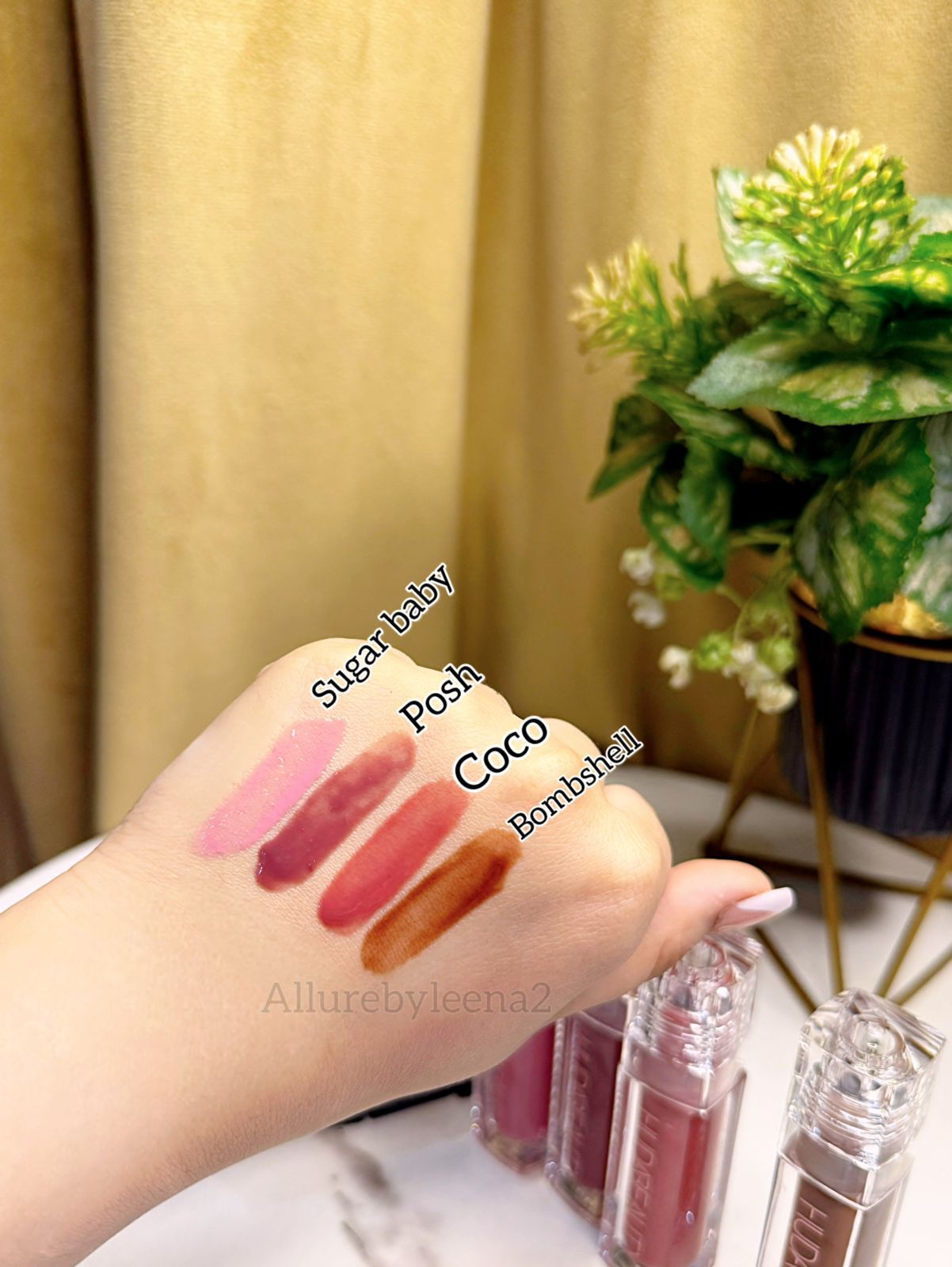 HUDA BEAUTY FAUX FILLER