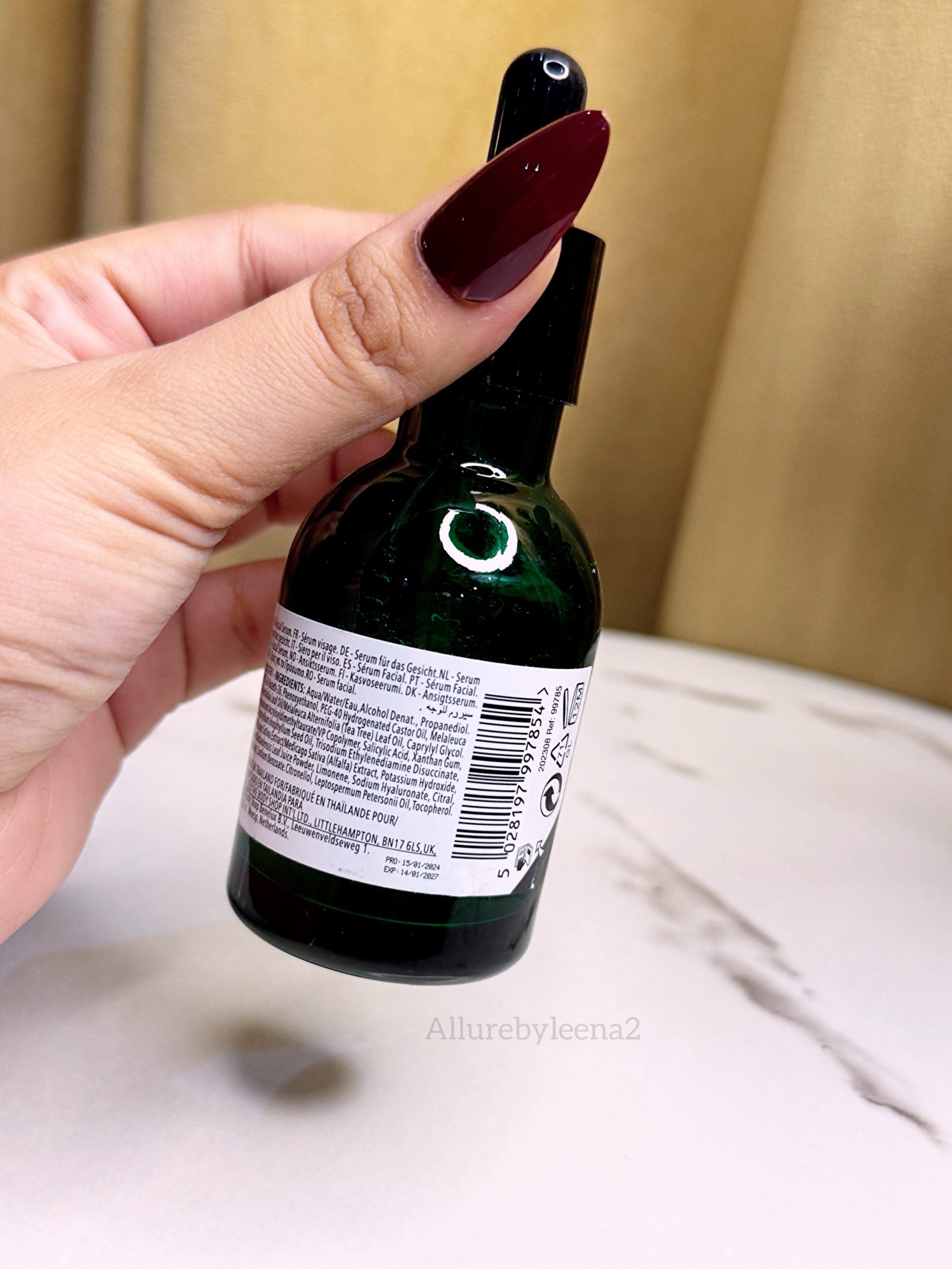 The Body Shop Tea Tree Anti-Imperfection Daily Solution