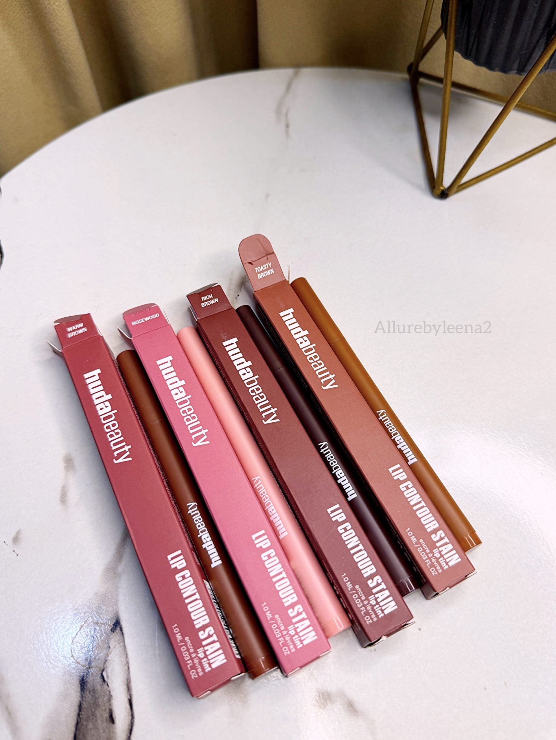 Huda Beauty Lip Contour Stains