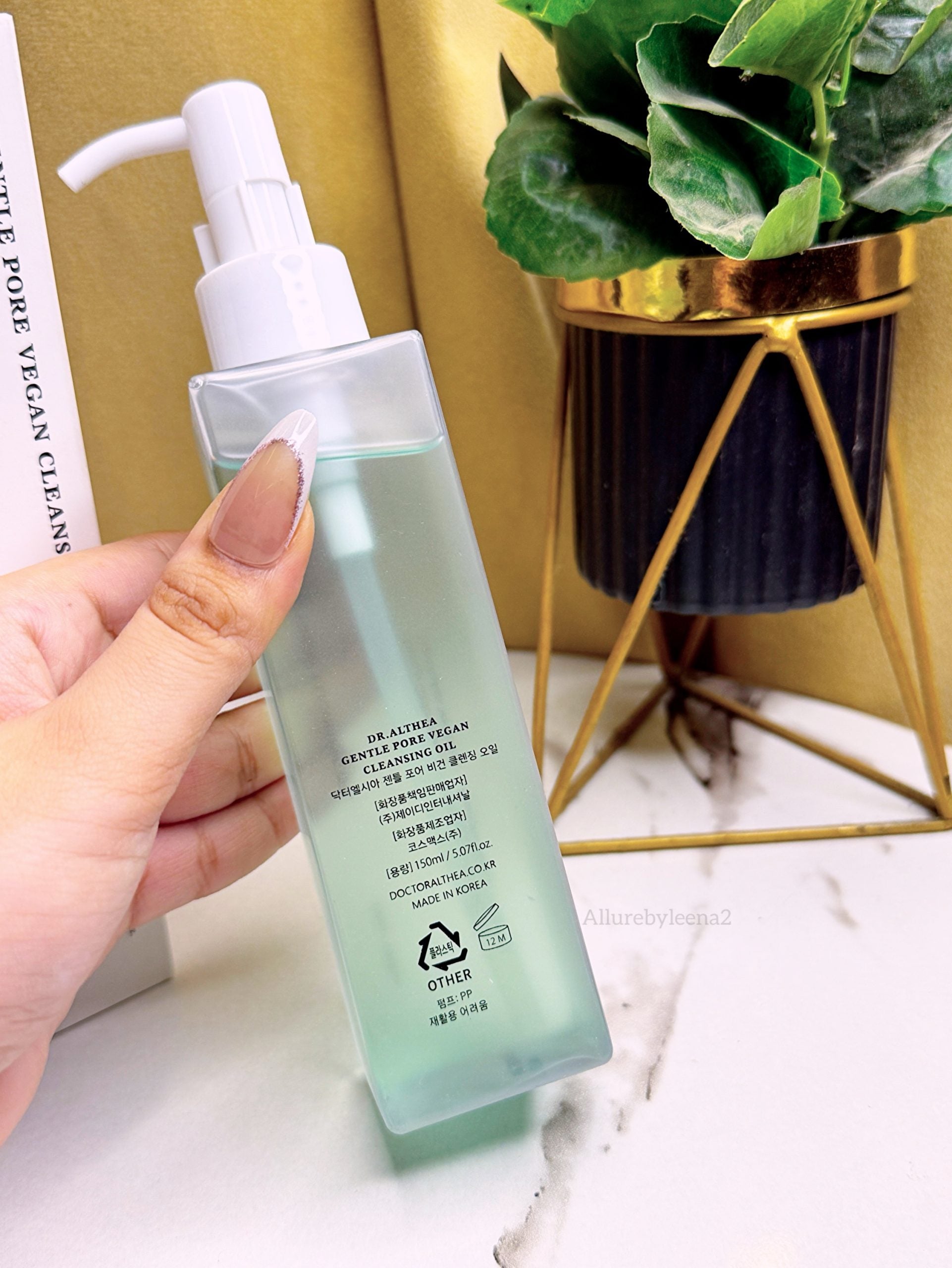 Dr. Althea Gentle Pore Vegan Cleansing Oil.